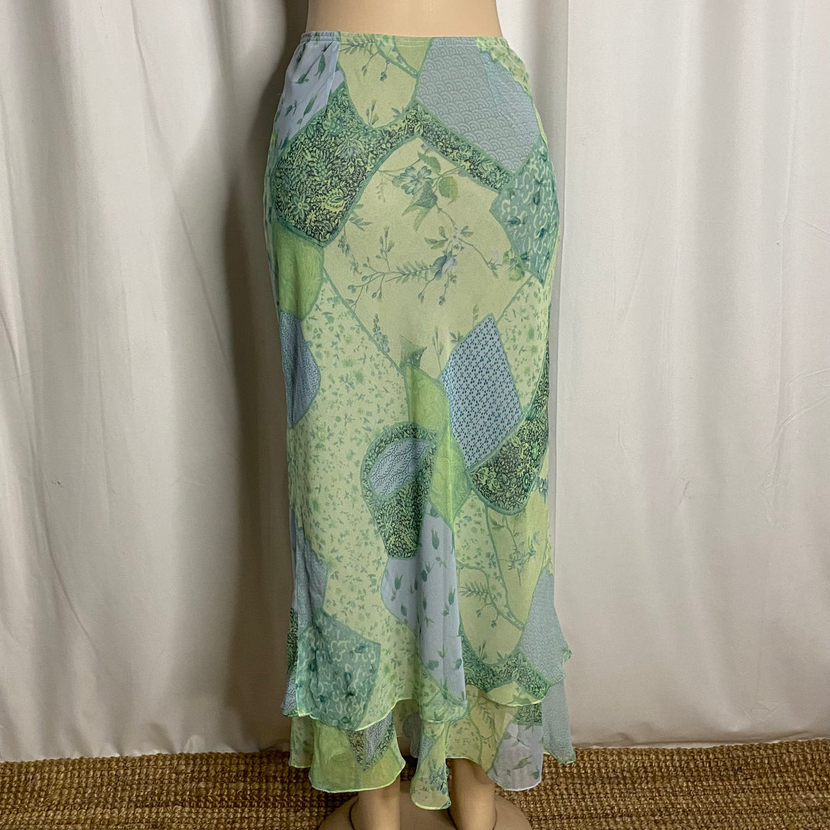 Vintage Y2K Green Patchwork Paisley Mesh Maxi Skirt | Cottagecore Layered Flounce Hem Skirt  Size S