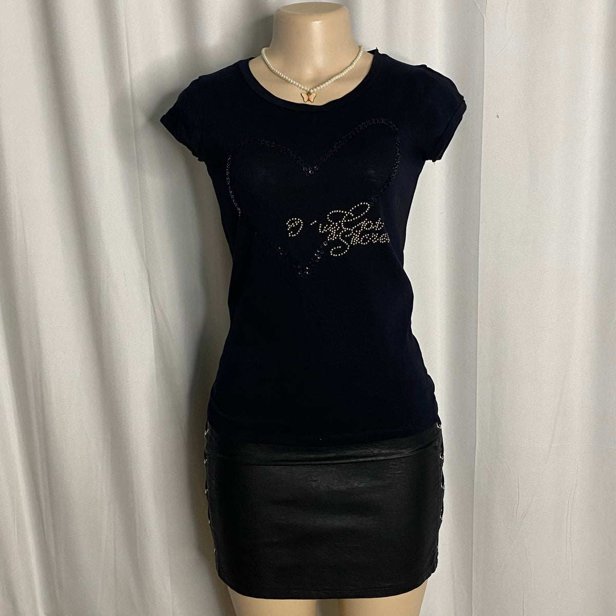 Embellished Rhinestone Heart Graphic Baby Tee  Size S