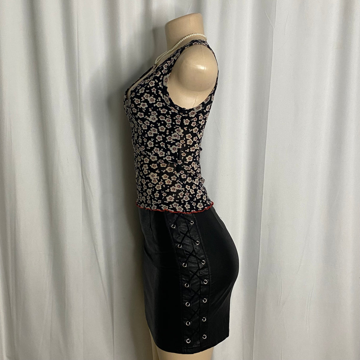 Vintage Y2K Sheer Floral Mesh Tank Top Size S
