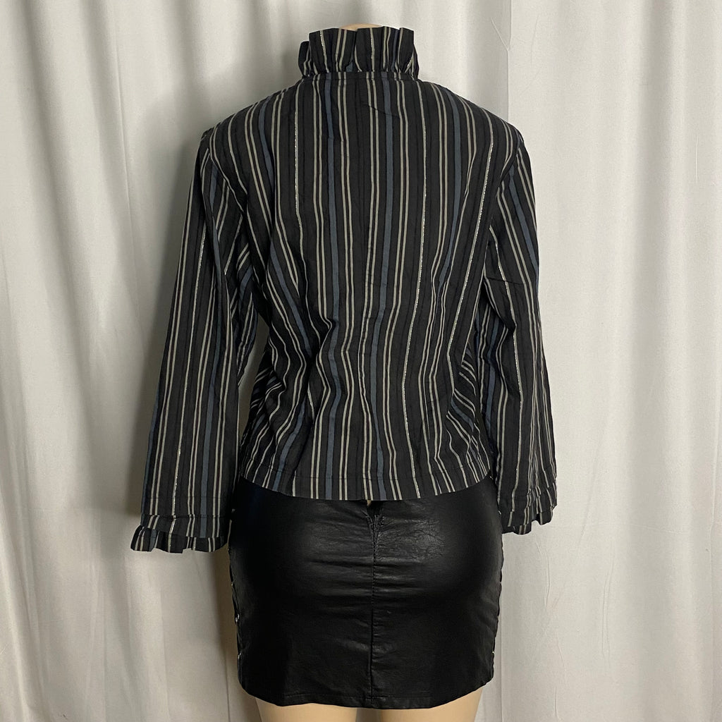 Vintage-Inspired Striped Zip-Front Blouse with Ruffled Cuffs  Size XL