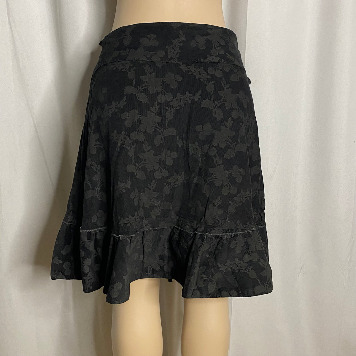 Vintage Y2K Black Floral Burnout Velvet Skirt| Ruffle Hem Ties Side Mini Skirt  Size M