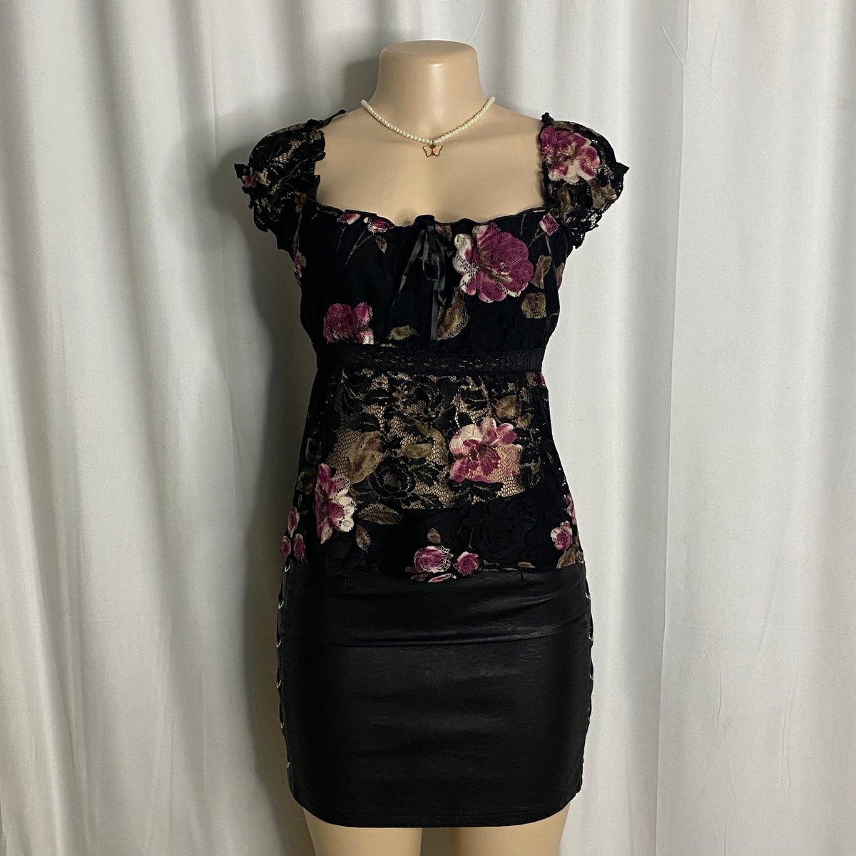 Vintage Romantic Black Lace Floral Empire Blouse  Size M