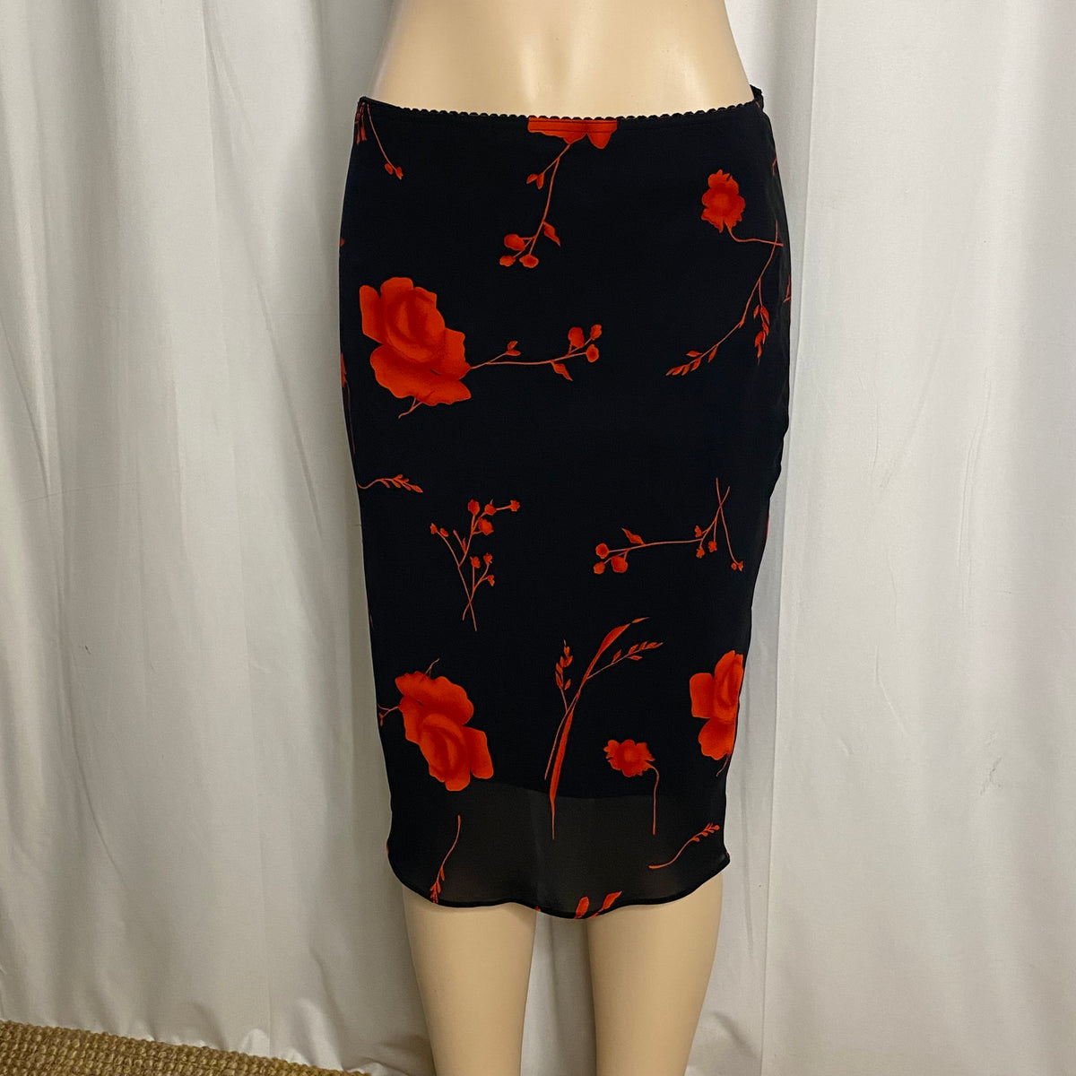 Vintage Y2K Black & Red Floral Mesh Overlay Midi Skirt | Sheer Hem Rose Print Pencil Skirt  Size M