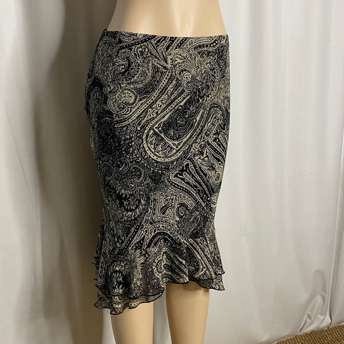 90s/Y2K Whimsigoth Paisley Print Mesh Ruffle Trumpet Skirt  Size M