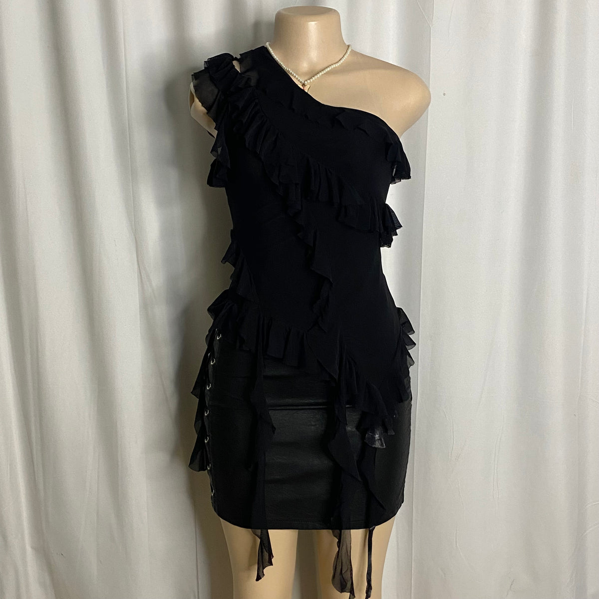 Vintage Black One-Shoulder Cascading Ruffle Top Size S