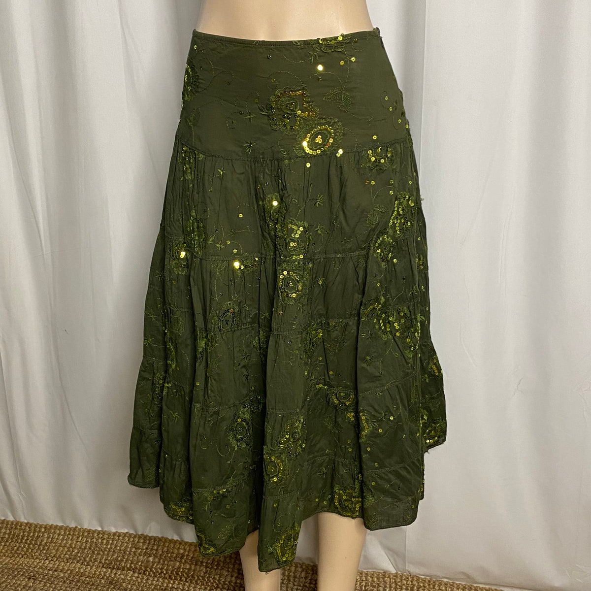 Vintage Olive Green Sequin Embroidered Tiered Midi Skirt  Size S/M