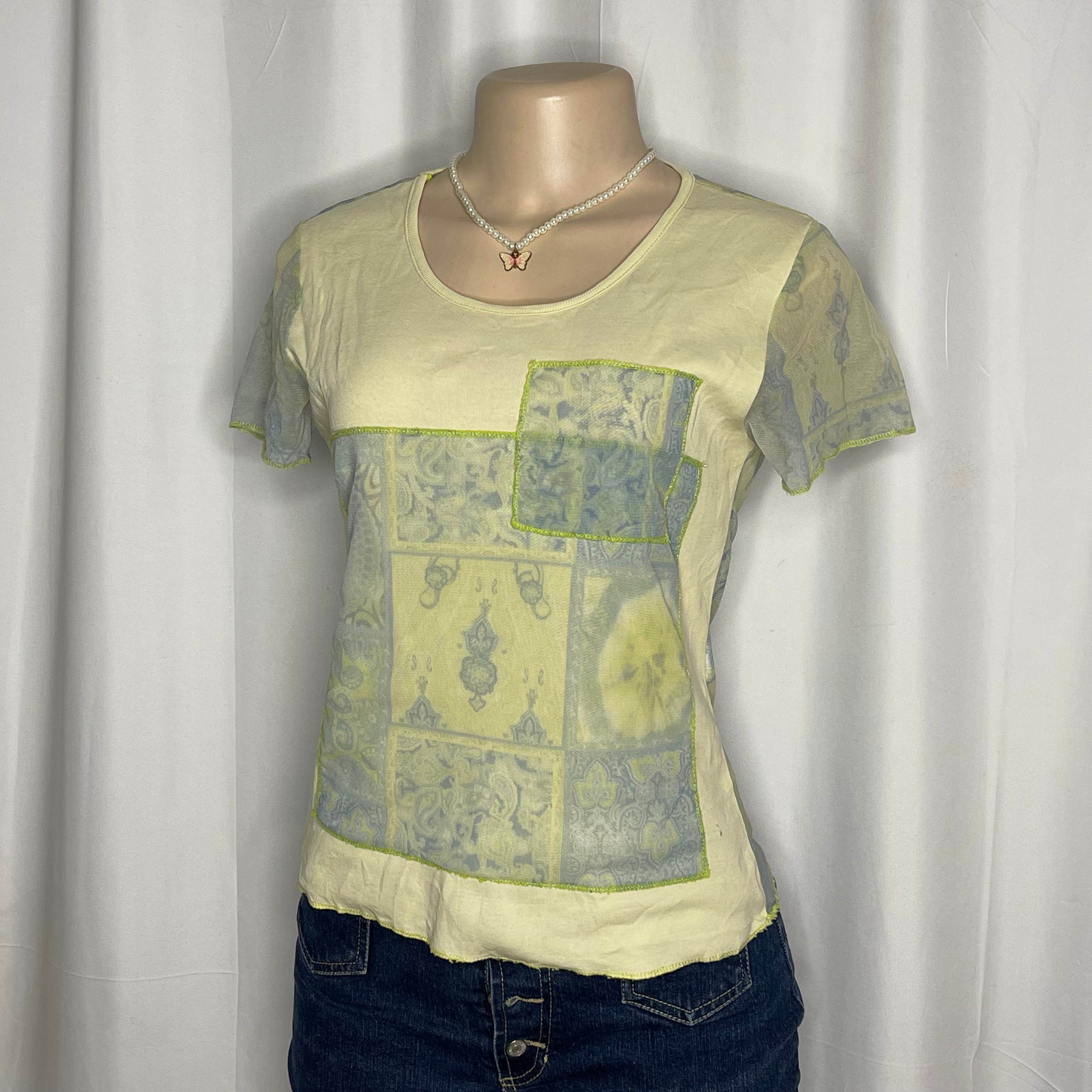 Short Sleeves Patch Style Mesh Top