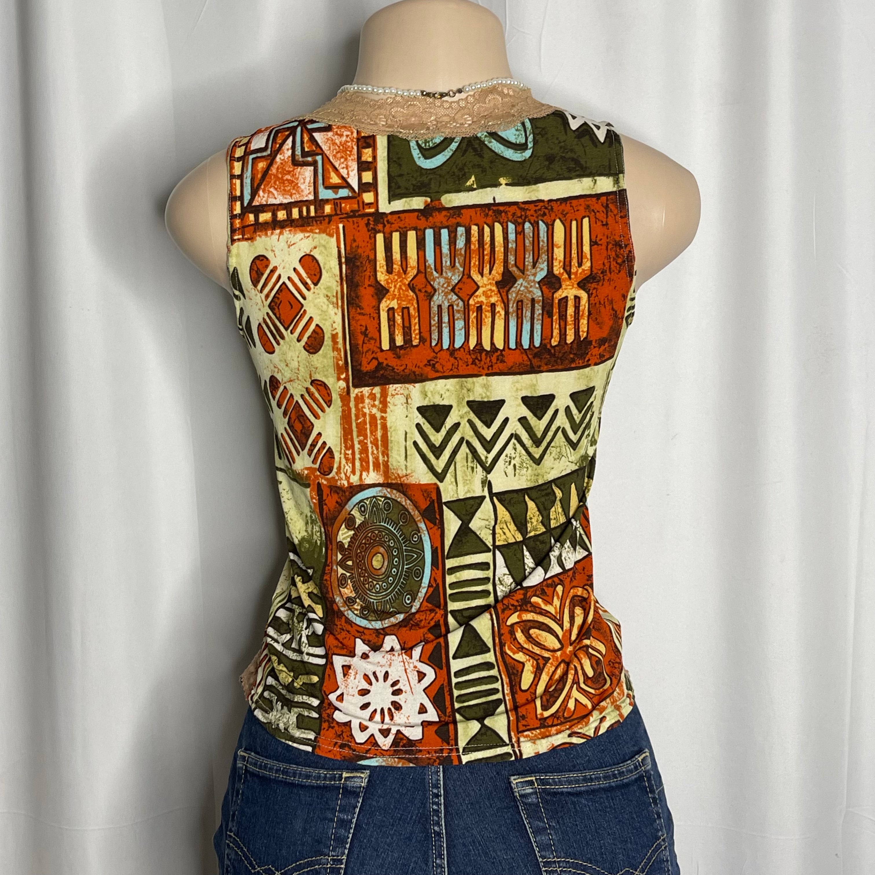 Lace Neckline Front Scrunched Top