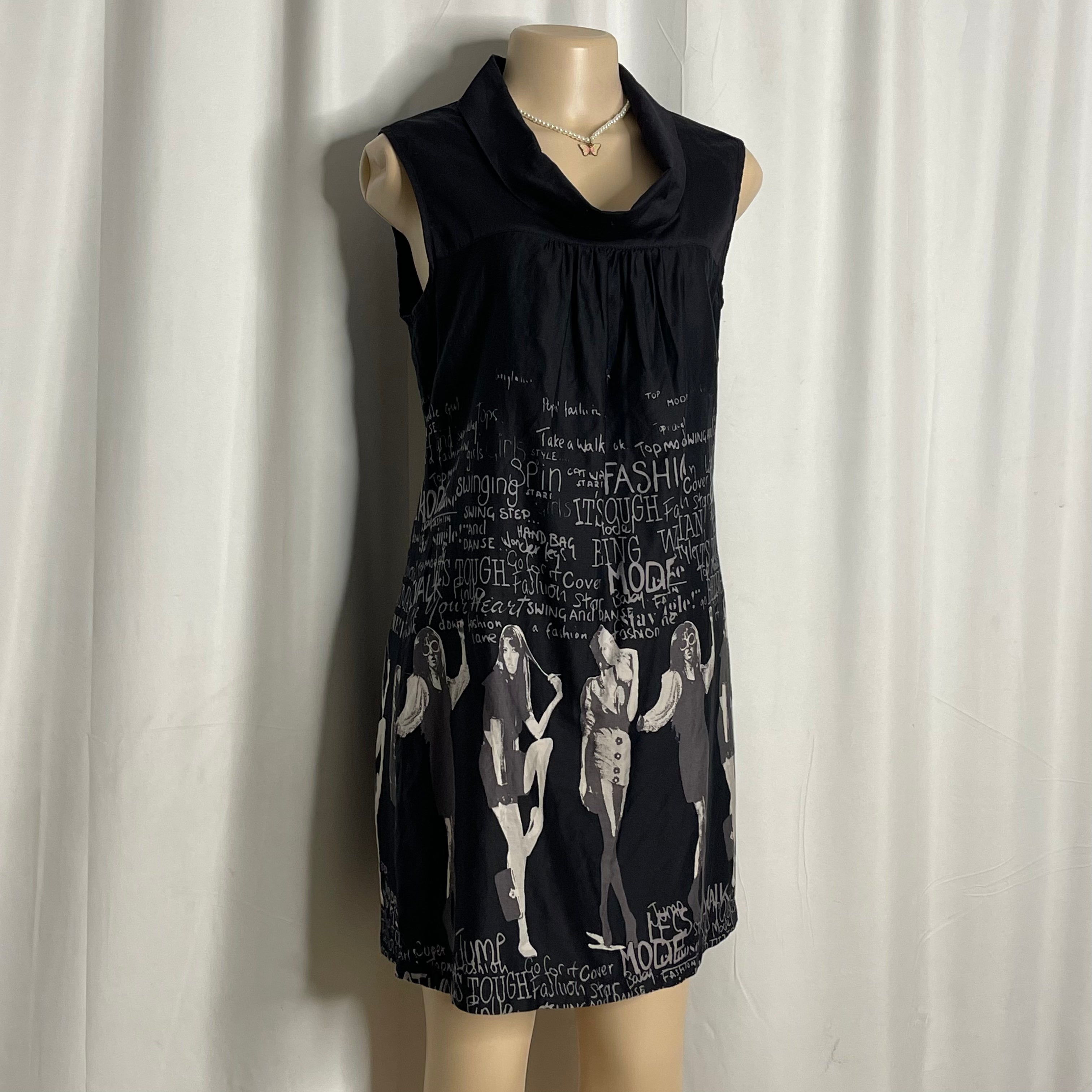 Sleeveless Graphic Print Midi Dress