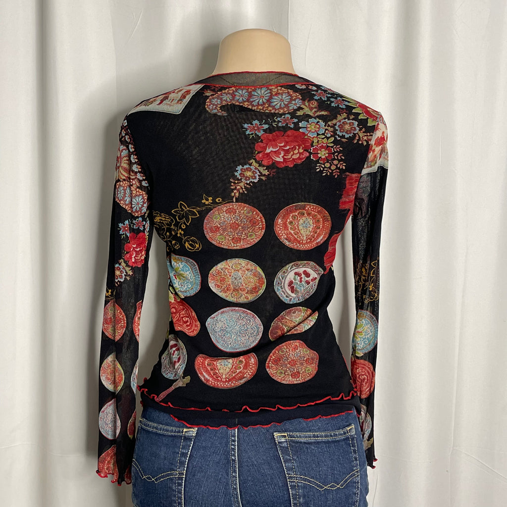 Vintage mesh long sleeves top with a russian nesting dolls graphic print