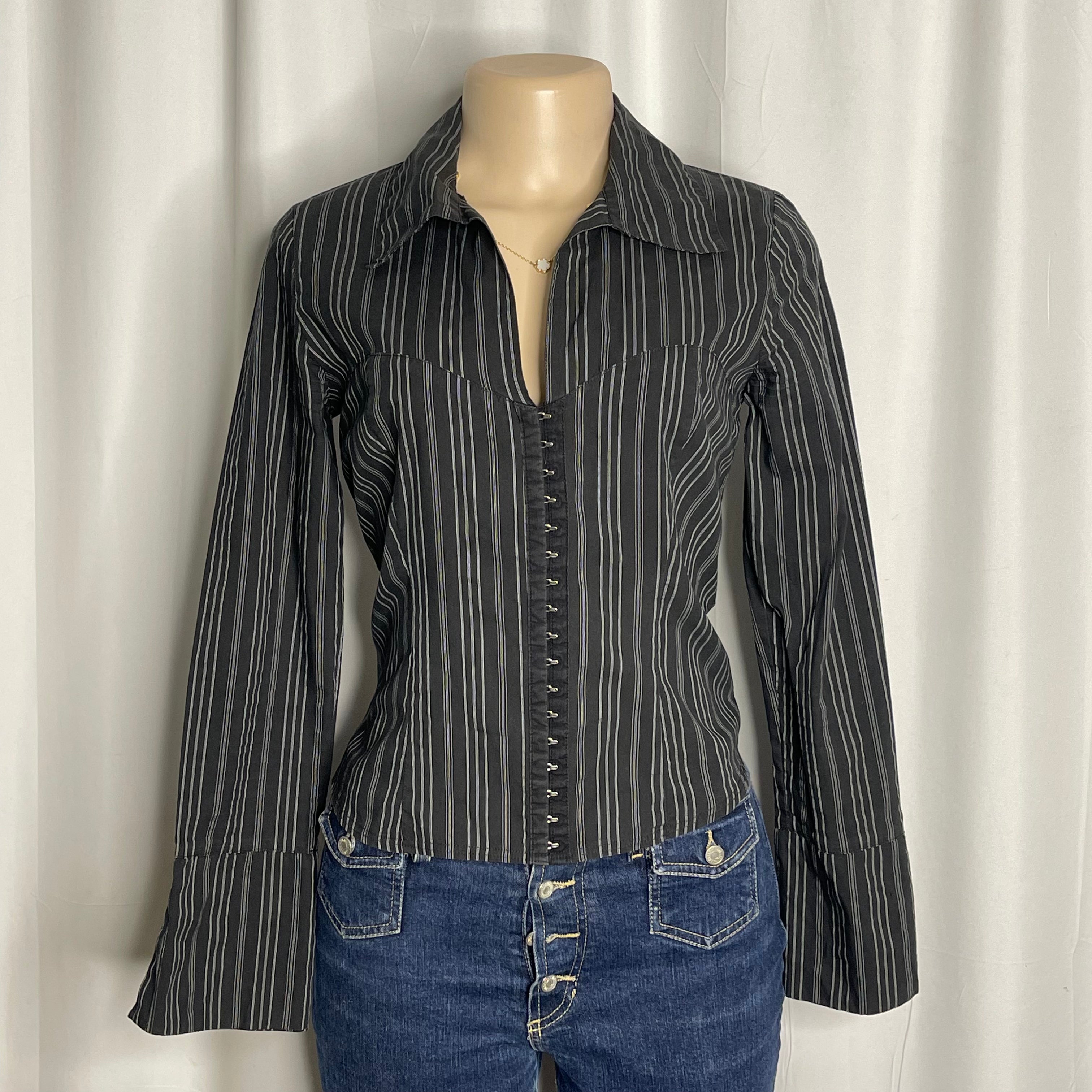 VintageY2K-style pinstripe top with hook and eye closure