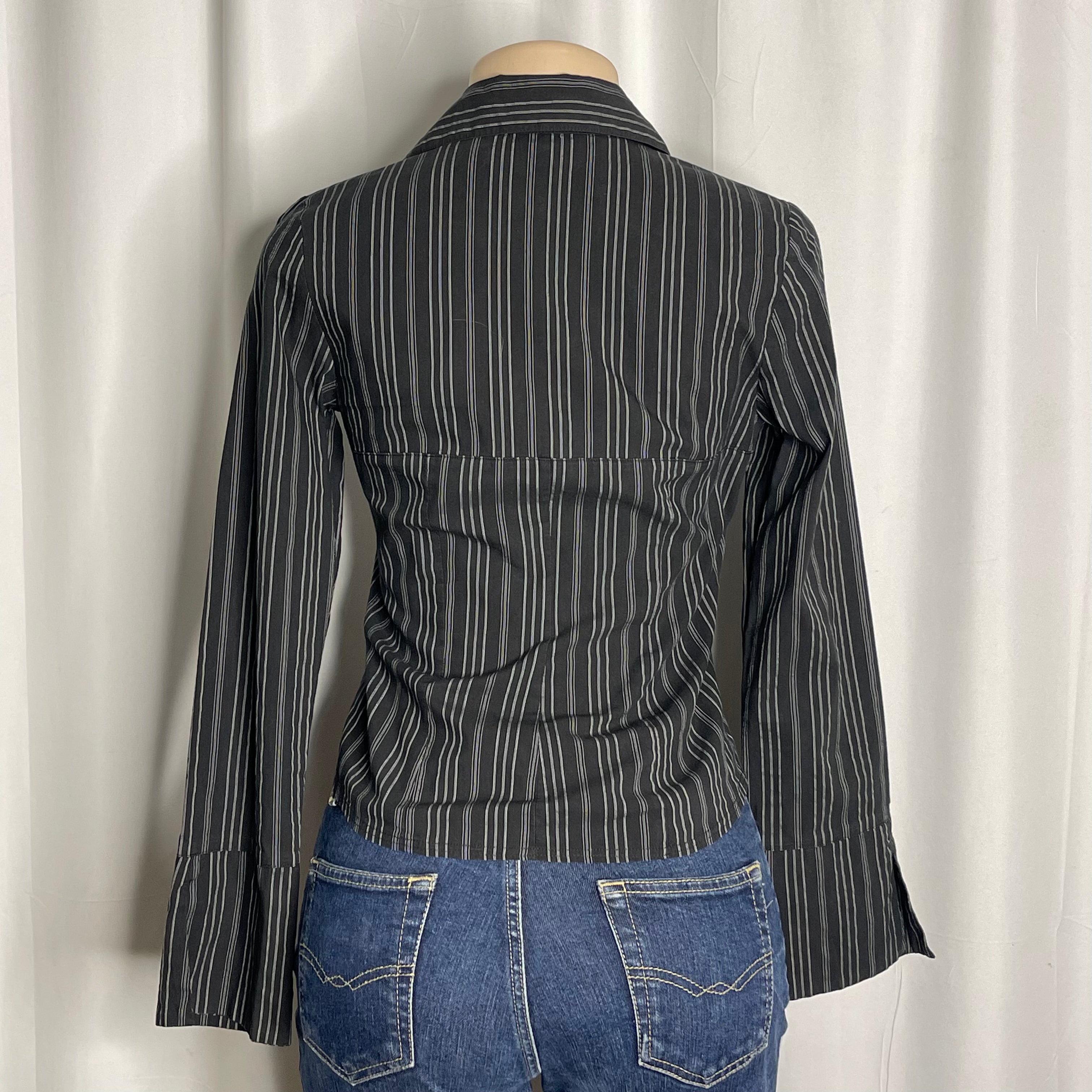 VintageY2K-style pinstripe top with hook and eye closure