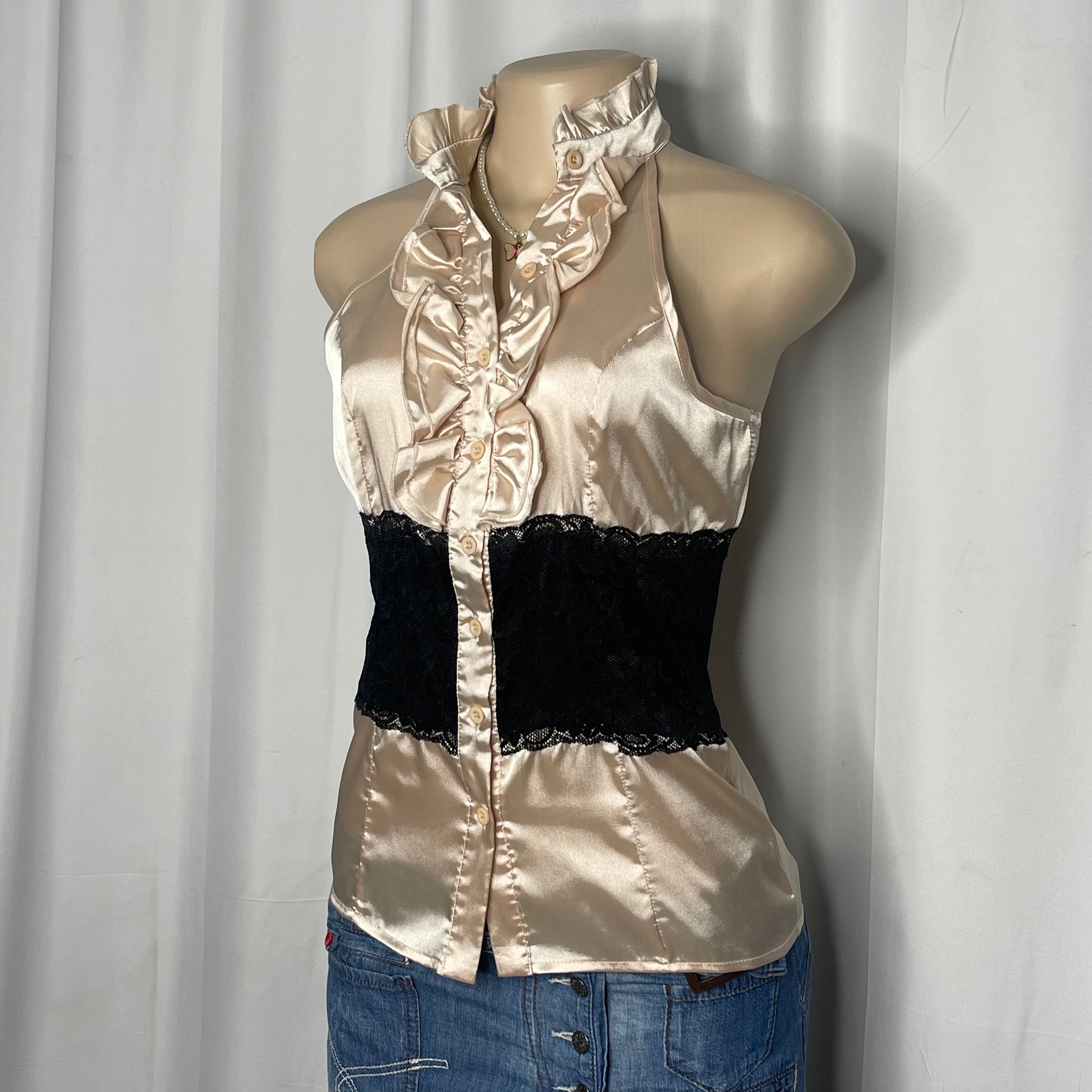 Vintage ruffled Halter Neck and black lace waistline detail