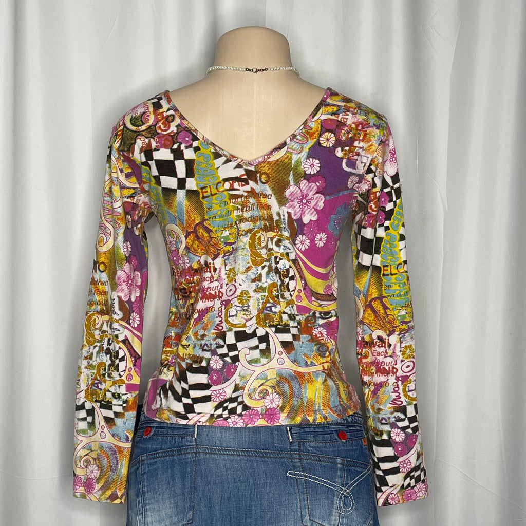 Vintage Long Sleeves V-Neck with Abstract Print and Sequin details
