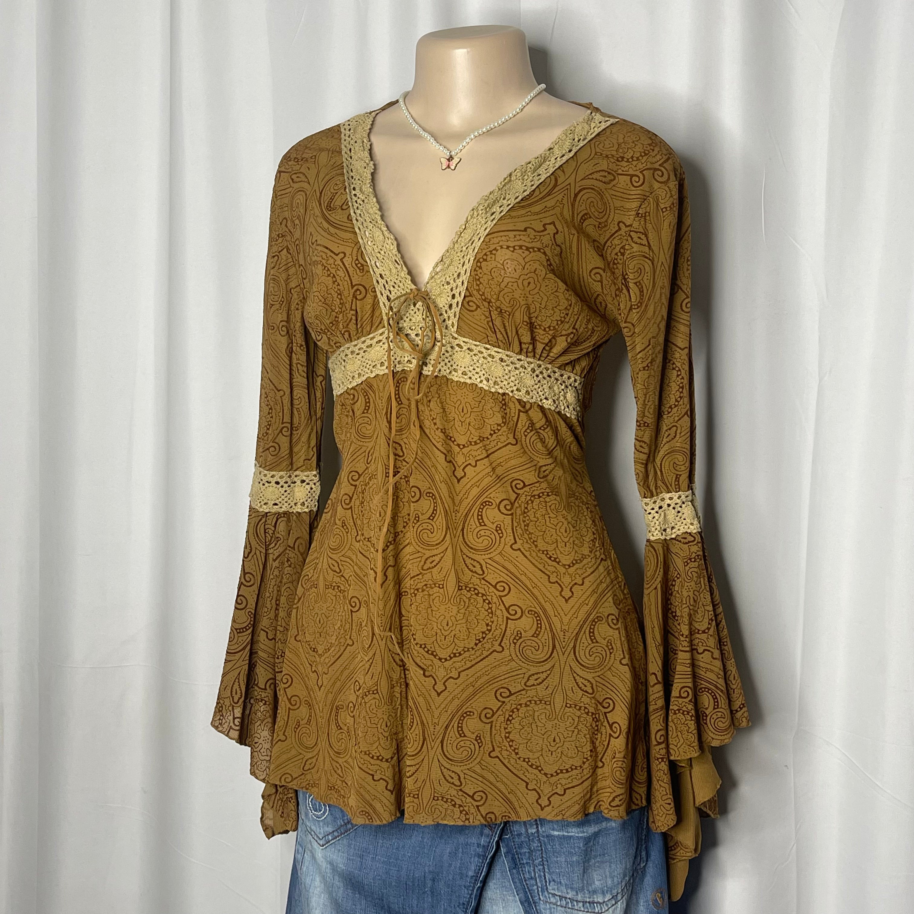 Vintage Y2k, Brown Paisley Print Top With Delicate Lace Trim And Bohemian Sleeves
